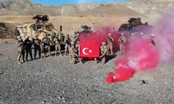 Kırsalda nefes kesen Özel Harekat tatbikatı