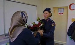 Minik Sırma büyüdü teğmen oldu: Bayburt jandarmadan duygulandıran ’Öğretmenler Günü’ mesajı