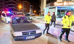 Önce araçla, sonra yaya olarak kaçtı: Sürücüsünün kayıplara karıştığı aracın plakasına 54 bin 879 lira ceza yazıldı