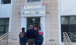 Sabıkalı sevgili, kadın gardiyana yapay zekayla oluşturduğu görüntüyle şantaj yaptı