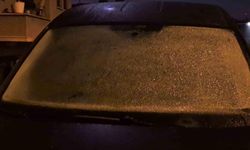 Bartın’da sıcaklık 4 dereceye kadar düştü, araç camları buz tuttu