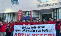 İzmir Büyükşehir işçileri: "Arkadaşlarımız işe dönünceye dek mücadele sürecek"