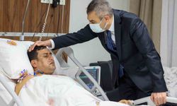 Mersin'de öğrencinin vurduğu okul müdürü servise alındı, Bakan Tekin'le görüştü