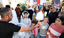 Mersin’de özel gereksinimli bireyler renkli atölyelerde buluştu