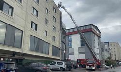 Restoranda yangın alarmı: Otel boşaltıldı, 1 yaralı