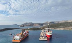 Türkiye’nin 6’ncı sondaj gemisi Taşucu Limanı’na yanaştı