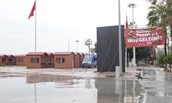 Mersinlilerin heyecanla beklediği Yılbaşı Pazarı’nın hazırlıkları sürüyor