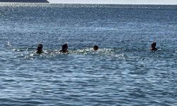 Bodrum'da yeni yılın ilk gününde denize girdiler