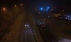 Bolu Dağı'nda yoğun kar yağışı: Karla mücadele sürüyor