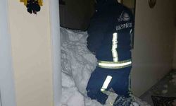 Çığ düştü: 1 kişi kayıp, 22 ev boşaltıldı