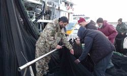 İğneada ve Gürcistan açıklarındaki hamsi avı beklentileri karşılamayınca balıkçılar erken paydos etti