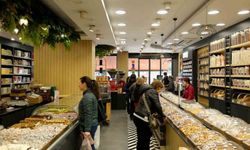 Musko Kuruyemiş, zengin ürün çeşitliliğiyle vatandaşların tercihi oluyor