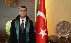 Baro Başkanı Özdemir: “Türk Bayrağı’na yapılan alçak eylemi lanetliyoruz”