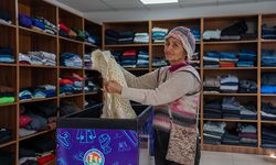 Mezitli Belediyesi, ihtiyaç sahiplerine Kıyafet Evi ile destek oluyor