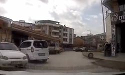 Elazığ'da kaza ucuz atlatıldı: Saniyelerle ölümden döndü