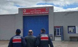 Jandarmanın aranması olan 57 kişiyi yakaladı