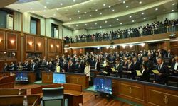 Kosova'da yeni hükümete ilk kez Türk başbakan yardımcısı