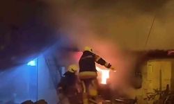 Mersin'de bir evin ambarında çıkan yangın korkuttu