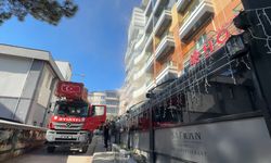 Otel yangınında mahsur kalan 8 kişi kurtarıldı