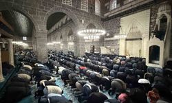 5. Harem-i Şerif'i de bayram namazı kılındı