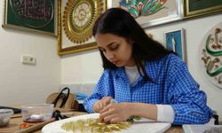 Binlerce çivi ve metrelerce bakır telle hayaller sanata dönüşüyor