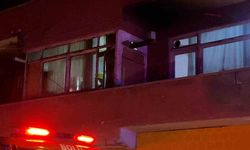 Evinin balkonundan soba borusu çıkarttı, vatandaş yangın var zannetti: Ekipler harekete geçti
