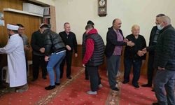 Küslerin barıştığı bayramlaşma halkası geleneği yaşatıldı