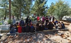 Mersin'de ortaokul öğrencileri şehit Sedat Yabalak'ı dualarla andı