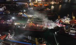 Tuzla'da kuru yük gemisinde yangın: Çok sayıda ekip sevk edildi