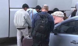 Ülkelerine giden İranlılardan Amerika ve İsrail'e tepki