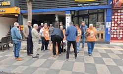 Mersin’de Halkevleri üyesi emekliler hakları için sokağa indi