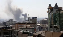 İran Kızılay'dan 'asitli yağış' uyarısı: 'Evden çıkmayın'