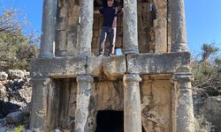1800 Yıllık Anıt Mezar Tehlikede