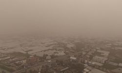 Mersin'in ilçelerinde de toz taşınımı etkili oldu