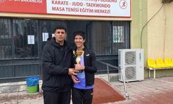 Aliağa'nın özel sporcularından çifte şampiyonluk