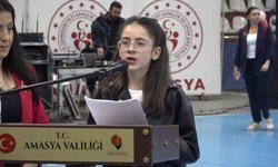 Amasya'da 23 Nisan törenini çocuk sunucu sundu, usta sunucuları aratmadı