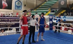 Erzincanlı boksör Türkiye üçüncüsü oldu