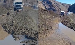 Kamışlı-Geçitli yolunda heyelan meydana geldi