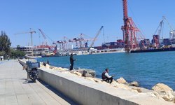 Mersin’de çipura ve levrek mesaisi sürüyor