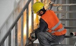 Ücretli çalışan sayısı yıllık yüzde 1,3 arttı