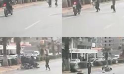 Mersin'de motosiklet yayaya çarptı, o anlar araç kamerasına yansıdı: 2 yaralı