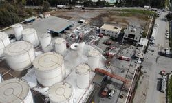 Mersin'de yağ fabrikasındaki yangın böyle görüntülendi
