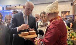 Bakan Ersoy: 'Turistler artık gastronomi için rota belirliyor'