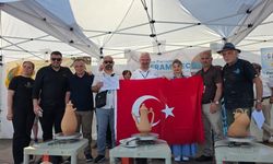 Menemen çömlekçiliği Fransa'da tarih yazdı
