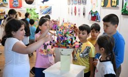 Mersin'de çocuk kampüslerinden çıkan eserler sergide buluştu