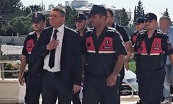 Silifke Belediyesi'ne yönelik 'rüşvet' soruşturmasında belediye başkanı ile birlikte 8 kişi tutuklandı