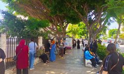 Mersin'de ailelerin heyecanlı YKS bekleyişi: Üniversite hayali için büyük maraton başladı