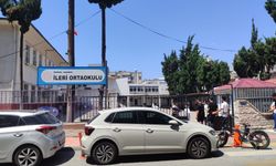 Mersin’de 349 bin 348 öğrenci karne aldı: Kimisi sevindi, kimisi üzüldü