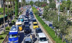 Mersin’de mesai çıkışında birçok yolda trafik kilitlendi