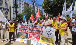 Gözaltına alınan öğretmenlere bir destek de Mersin’den geldi